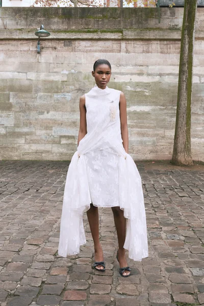 Look 30